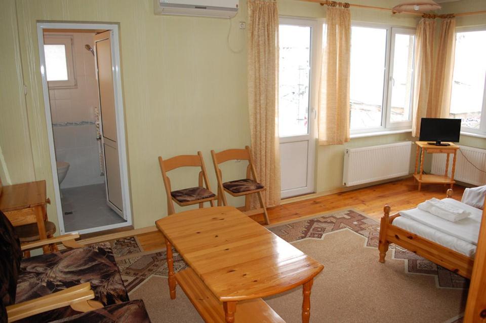 Borova House Hotel Tryavna Eksteriør billede